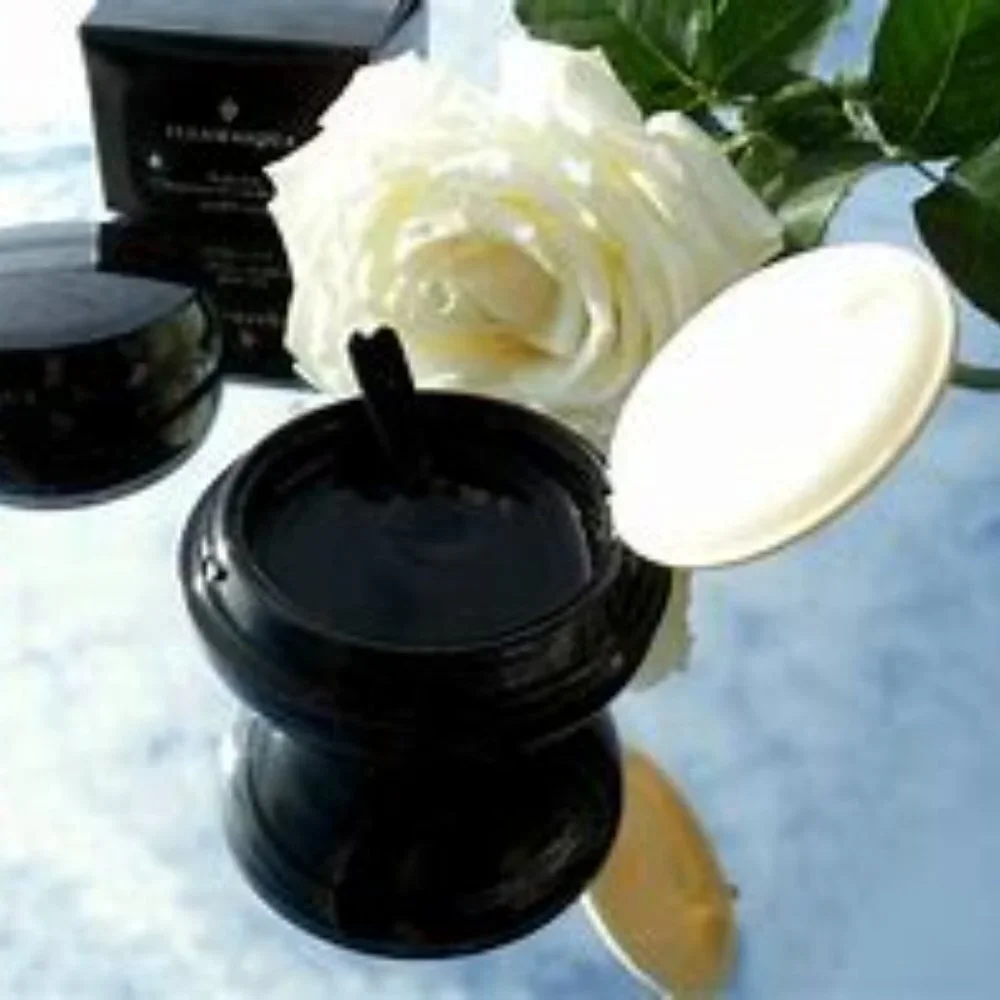 ILLAMASQUA Hydra Veil Primer - Picture 7 of 15